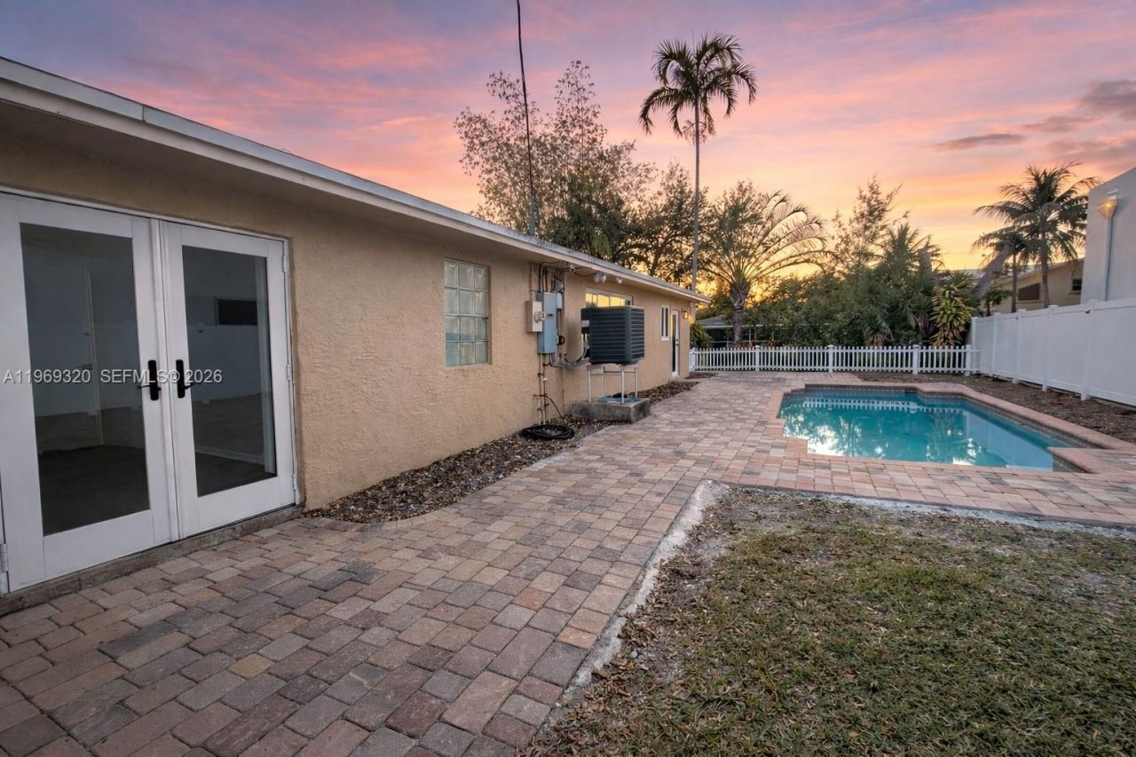 4485 SW 26th Ave, Dania Beach, FL 33312 Photo