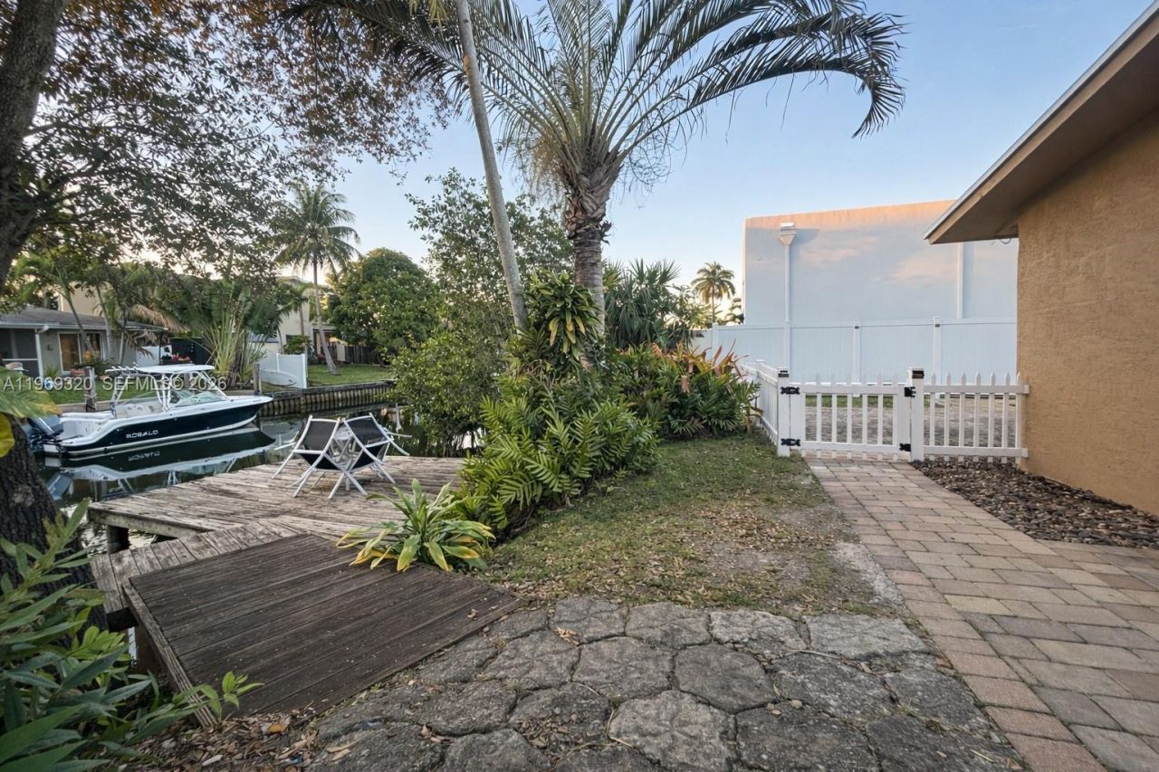 4485 SW 26th Ave, Dania Beach, FL 33312 Photo