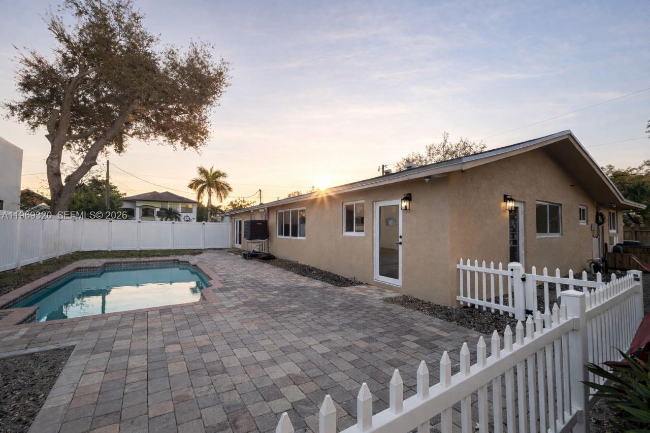 4485 SW 26th Ave, Dania Beach, FL 33312 Photo