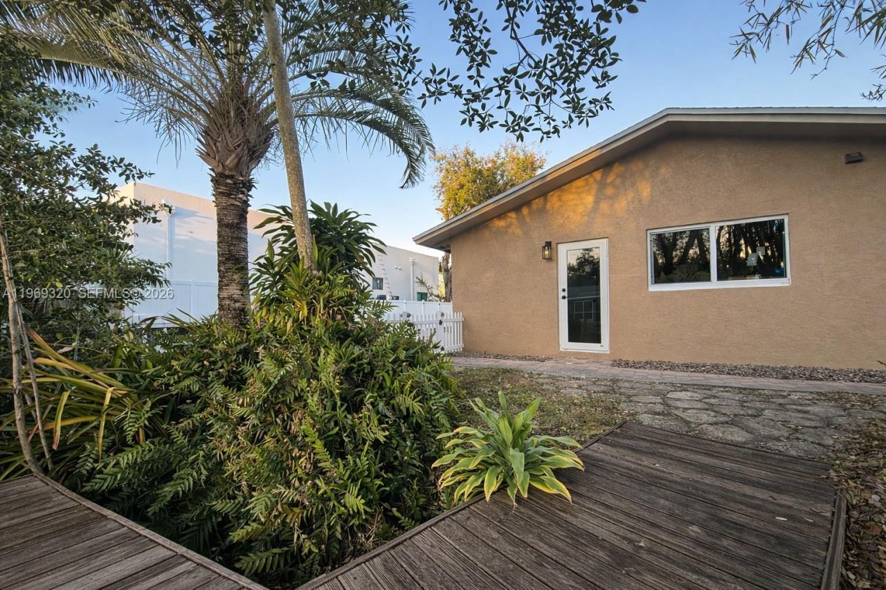 4485 SW 26th Ave, Dania Beach, FL 33312 Photo