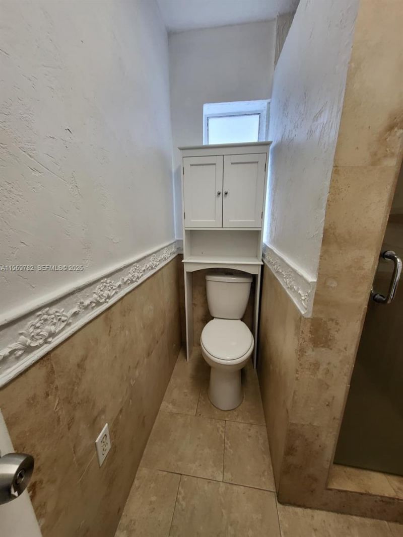 1998 NE 135th St , Unit 1994, North Miami, FL 33181 Photo