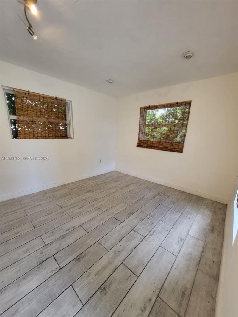 1998 NE 135th St , Unit 1994, North Miami, FL 33181 Photo