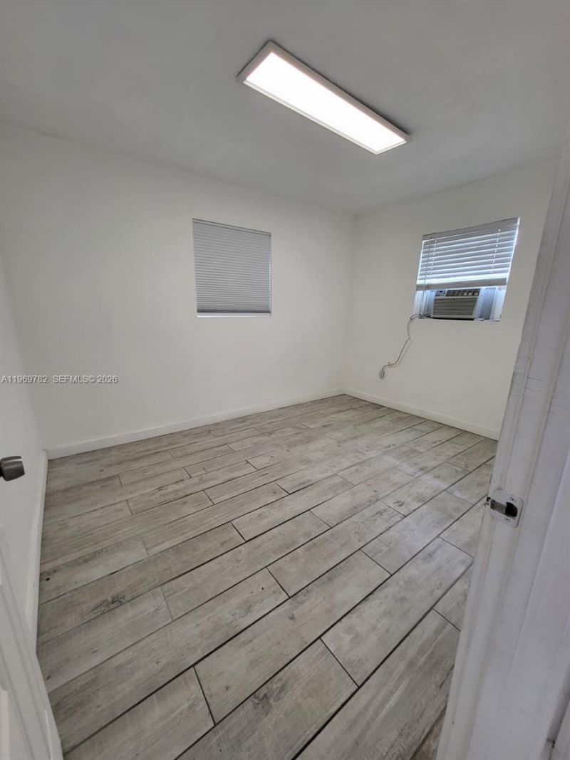 1998 NE 135th St , Unit 1994, North Miami, FL 33181 Photo