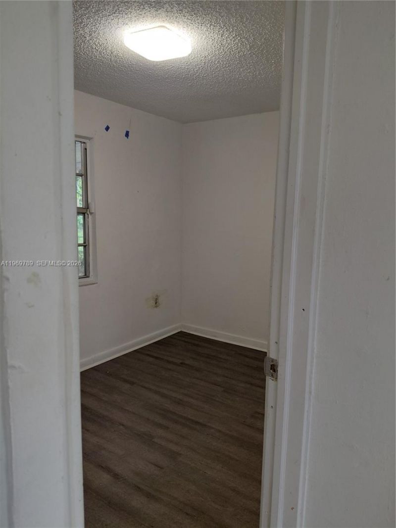 7091 NW 21st Ave, Miami, FL 33147 Photo