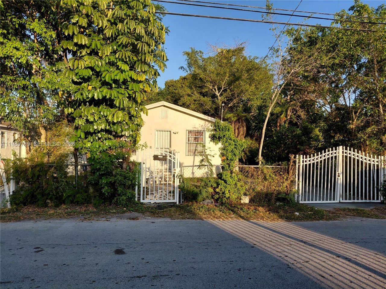 7091 NW 21st Ave, Miami, FL 33147 Photo