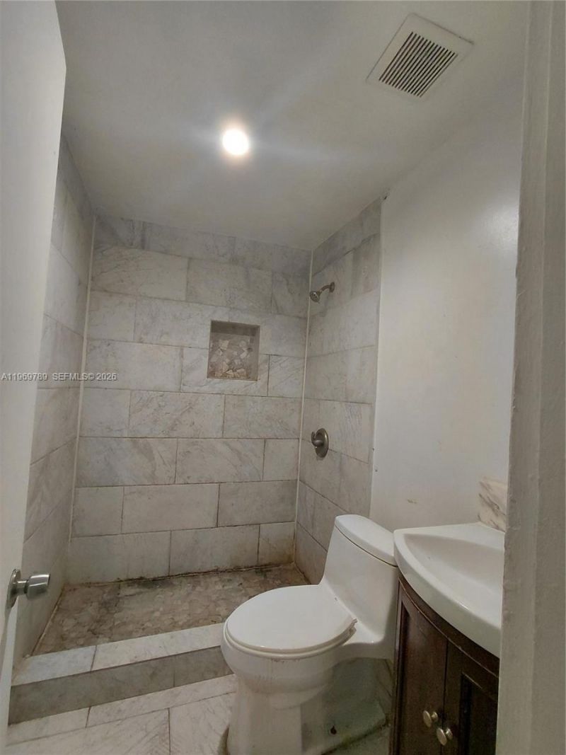 7091 NW 21st Ave, Miami, FL 33147 Photo