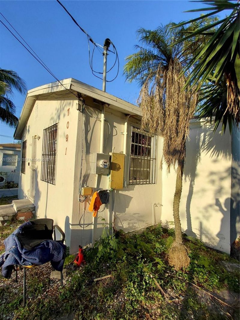 7091 NW 21st Ave, Miami, FL 33147 Photo