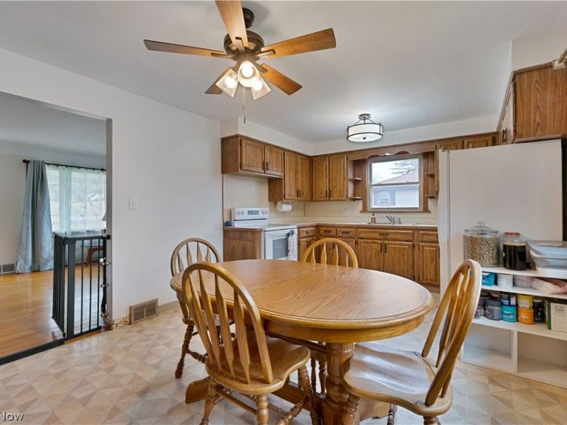 9868 Unity Road, Poland, OH 44514 Photo 8