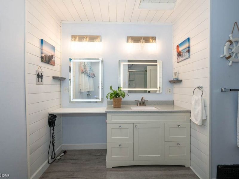 157 E Ohio Avenue, Sebring, OH 44672 Photo 12