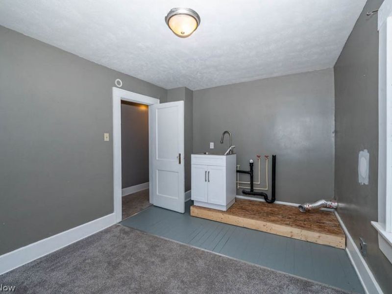 157 E Ohio Avenue, Sebring, OH 44672 Photo 18