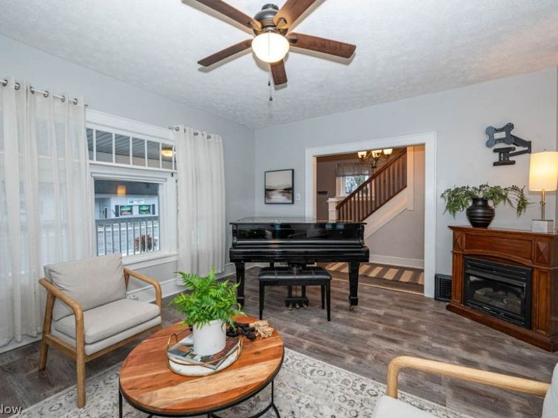 157 E Ohio Avenue, Sebring, OH 44672 Photo 7