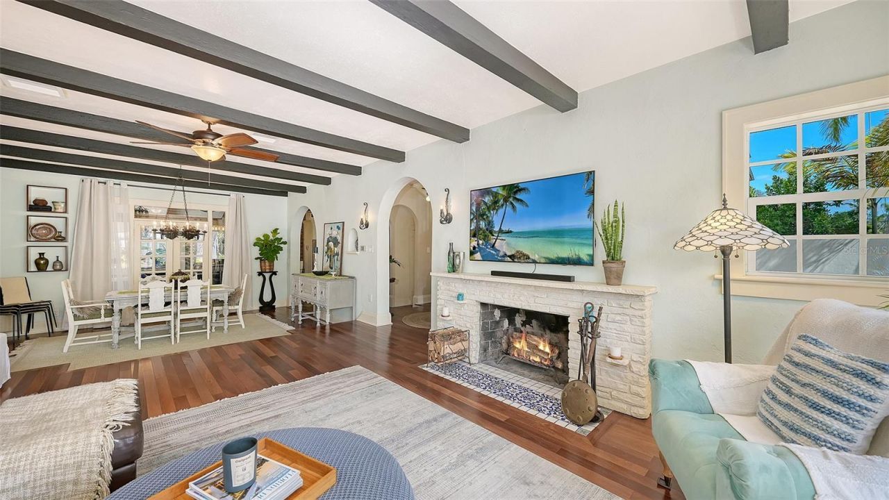 547 N Shore Drive, Sarasota, FL 34234 Photo