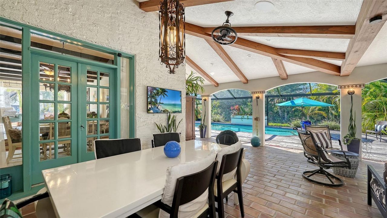 547 N Shore Drive, Sarasota, FL 34234 Photo