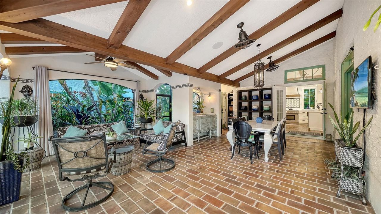 547 N Shore Drive, Sarasota, FL 34234 Photo