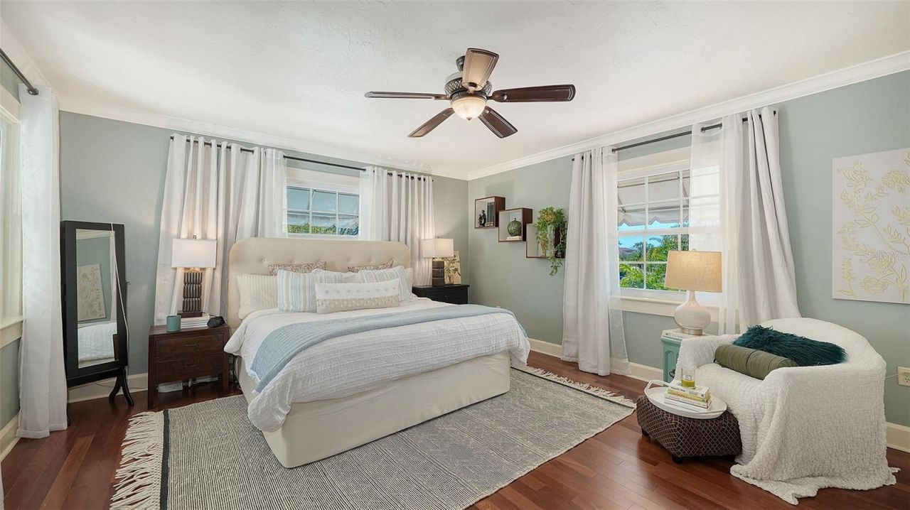 547 N Shore Drive, Sarasota, FL 34234 Photo