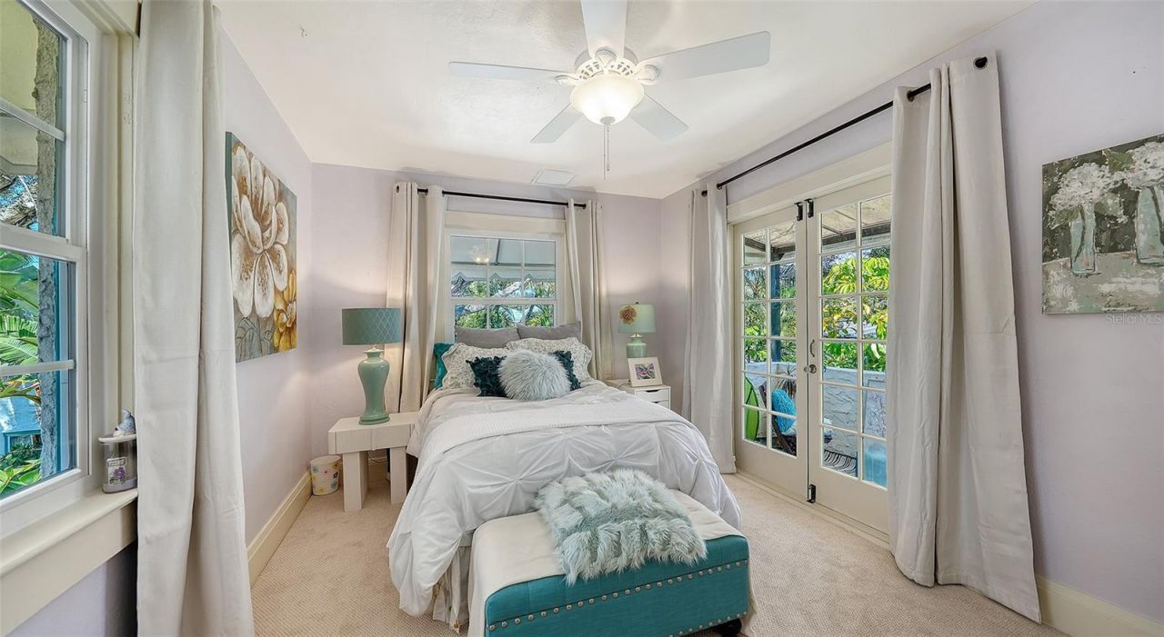 547 N Shore Drive, Sarasota, FL 34234 Photo