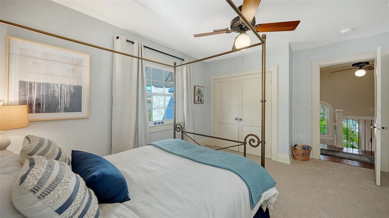 547 N Shore Drive, Sarasota, FL 34234 Photo