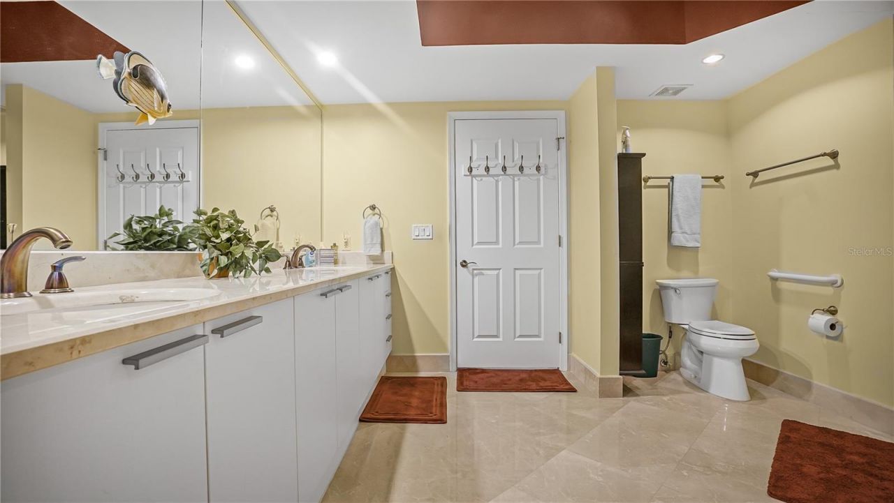 241 Riverside Drive, Unit 502, Daytona Beach, FL 32117 Photo
