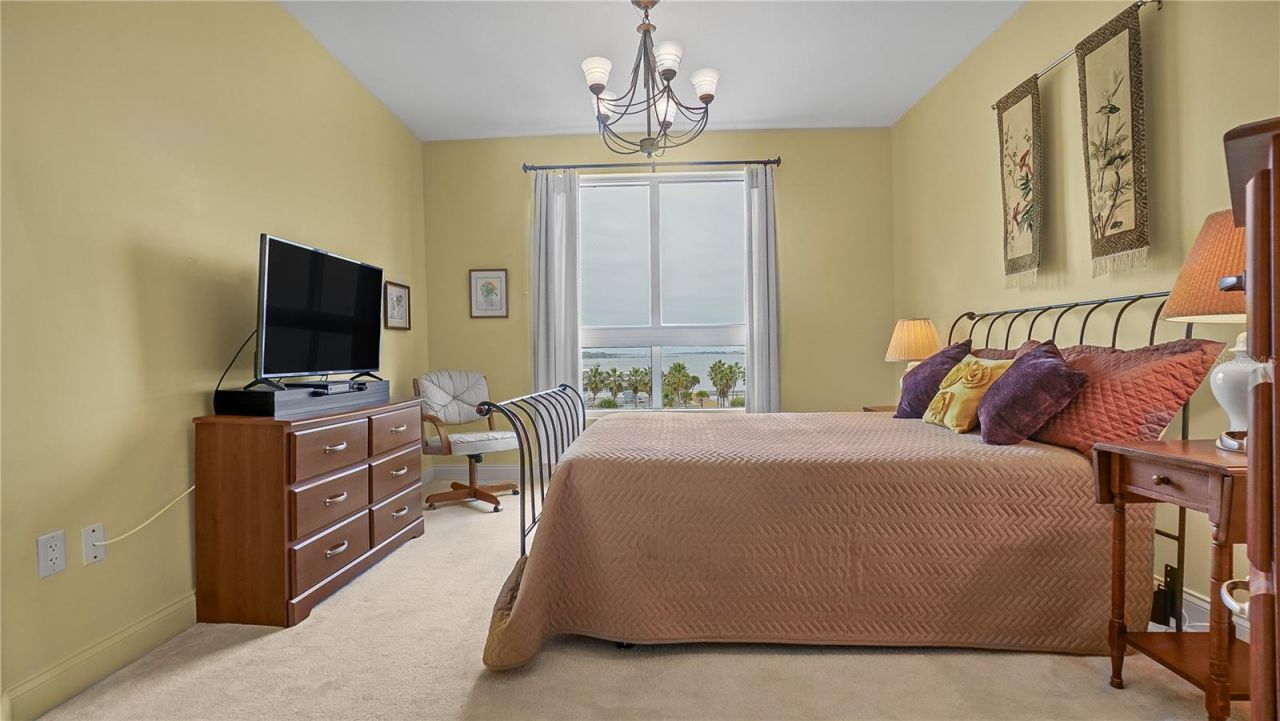 241 Riverside Drive, Unit 502, Daytona Beach, FL 32117 Photo