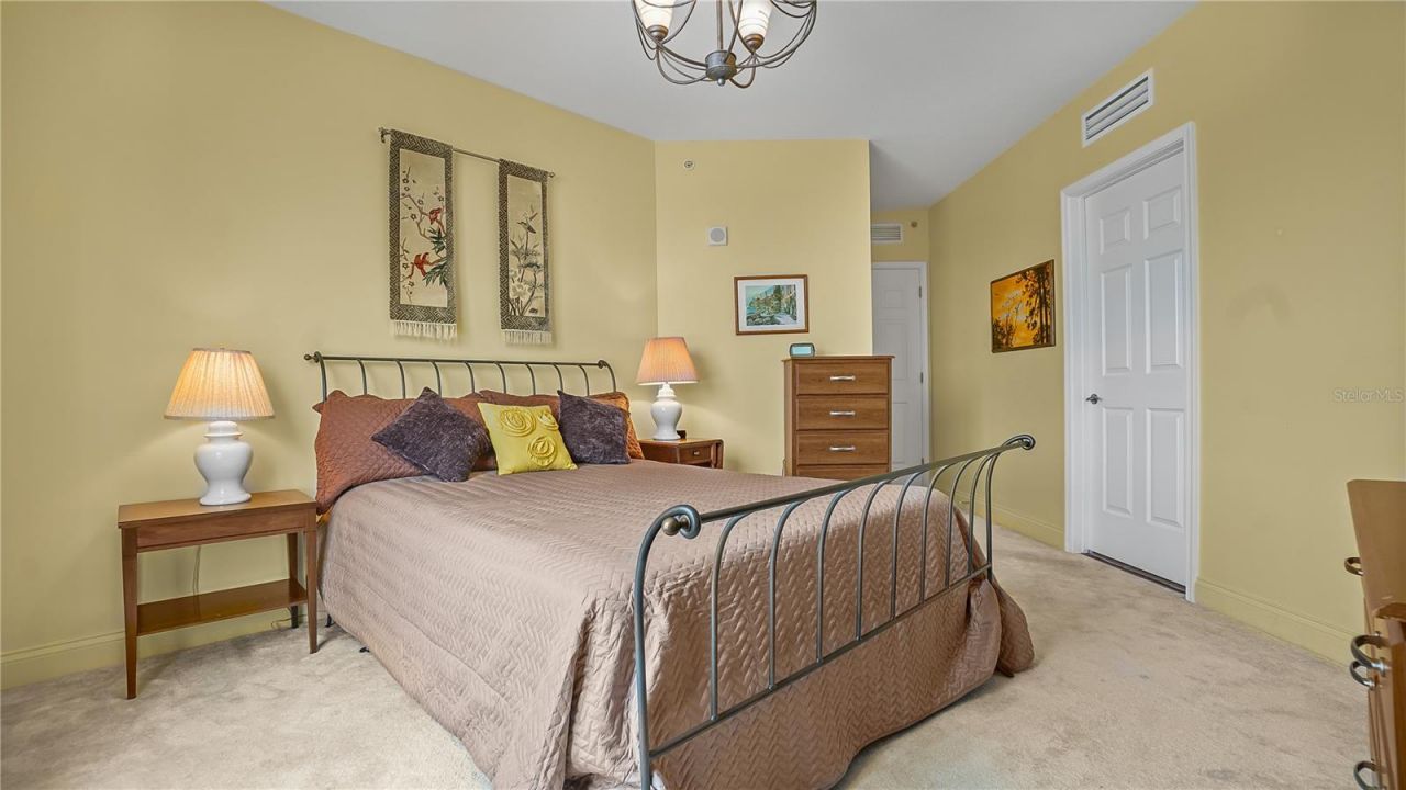 241 Riverside Drive, Unit 502, Daytona Beach, FL 32117 Photo