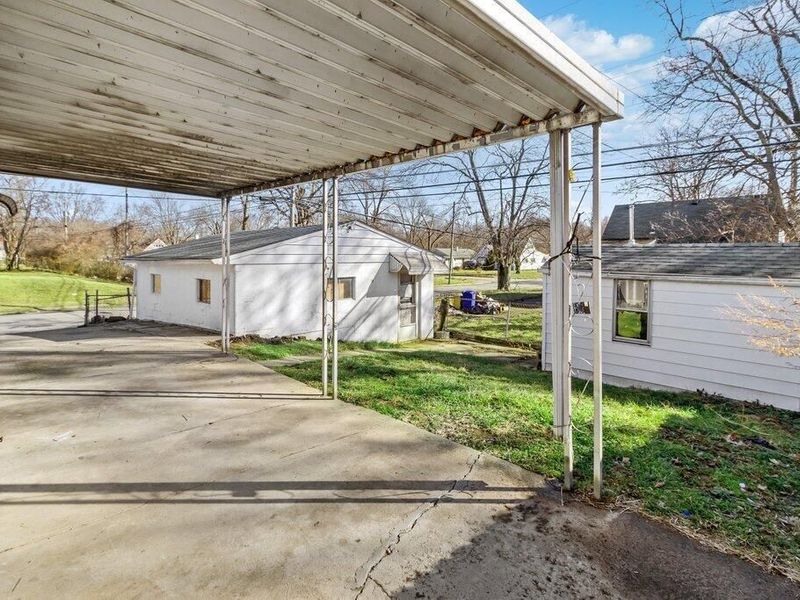 2310 Brentnell Avenue , Columbus, OH 43211 Photo 24