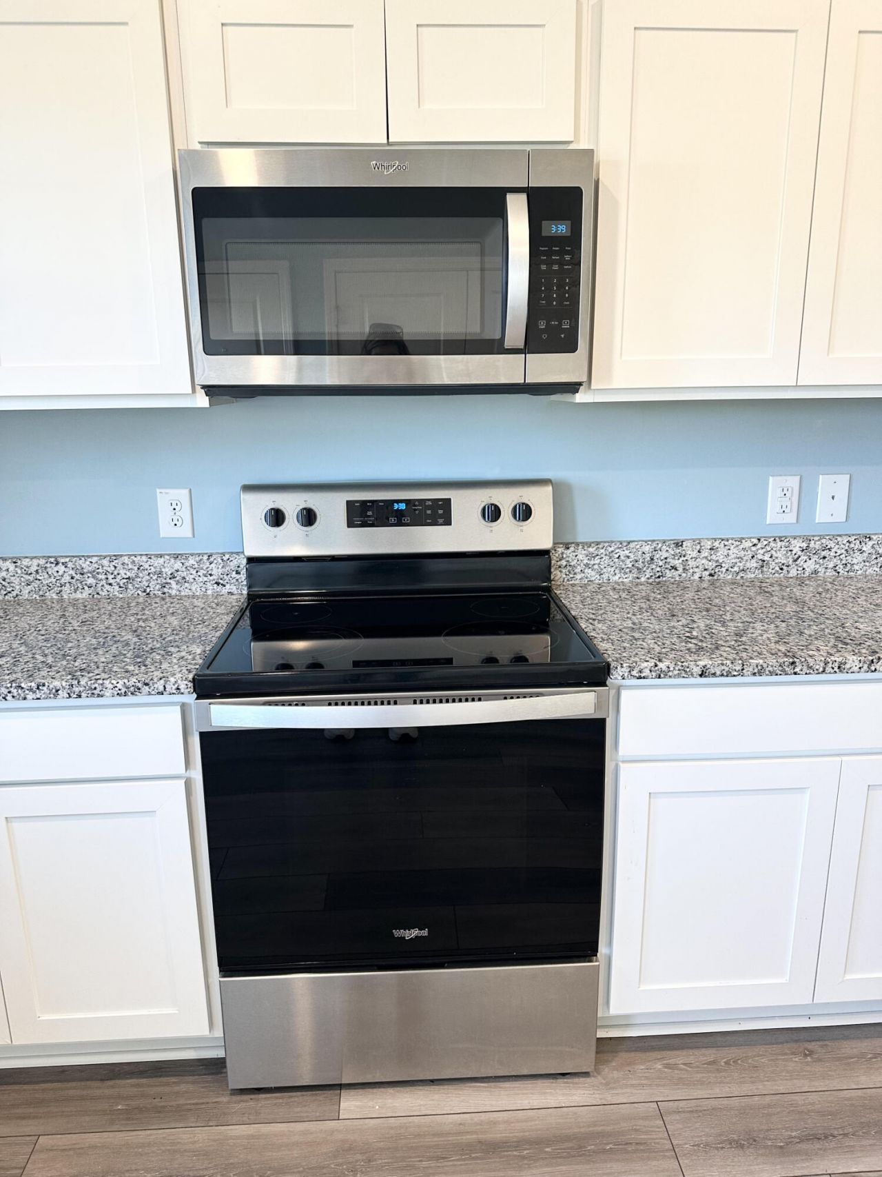 426 Pender Woods Drive Photo 7