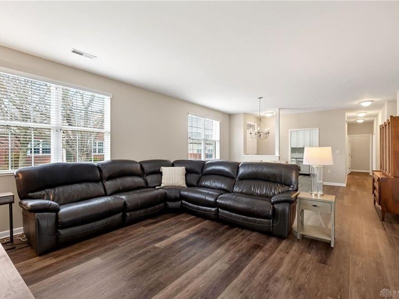 9080 Waterway Court, Washington Township, OH 45342 Photo 6