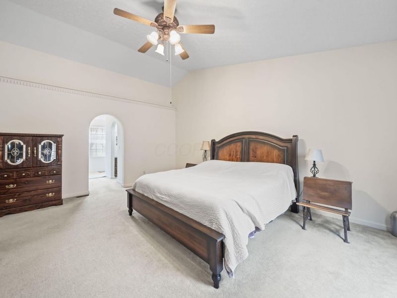 1335 Hafton Woods Drive, Columbus, OH 43204 Photo 14