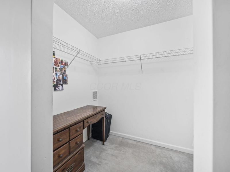 1335 Hafton Woods Drive, Columbus, OH 43204 Photo 18