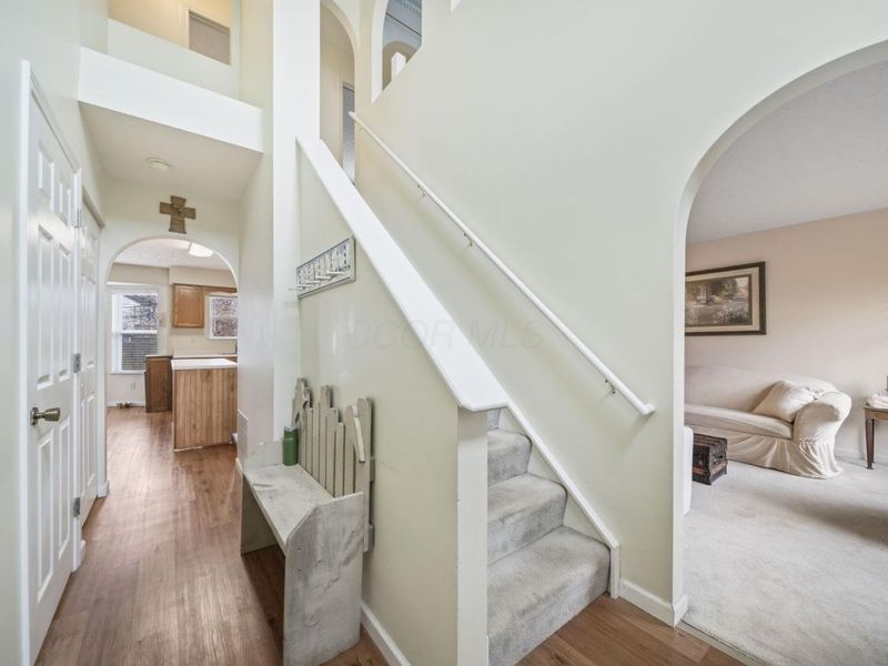 1335 Hafton Woods Drive, Columbus, OH 43204 Photo 3