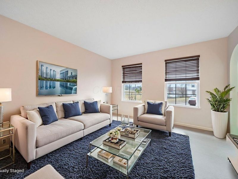 1335 Hafton Woods Drive, Columbus, OH 43204 Photo 4