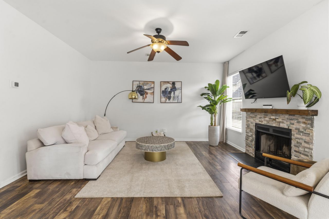 1716 Alan Brooke Drive Photo 21