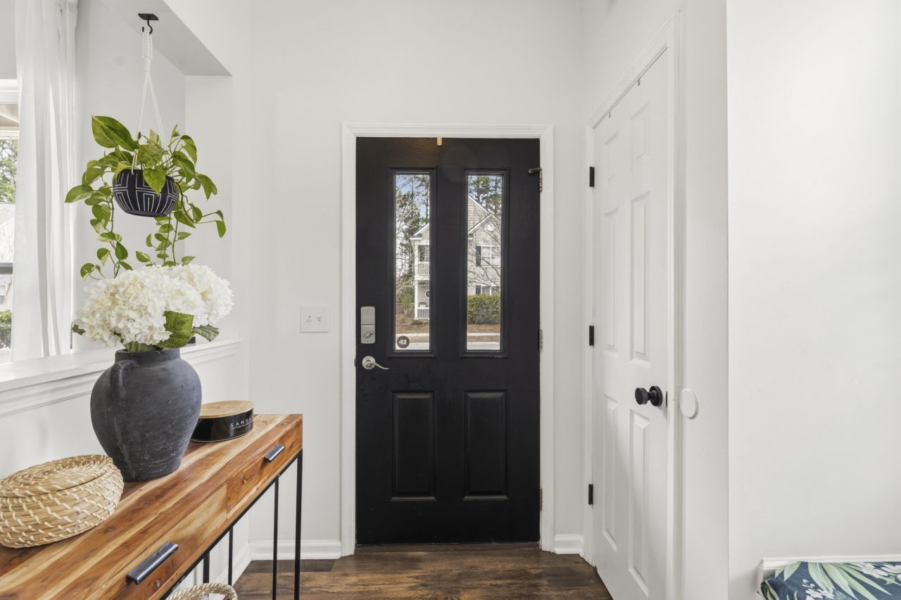 1716 Alan Brooke Drive Photo 6