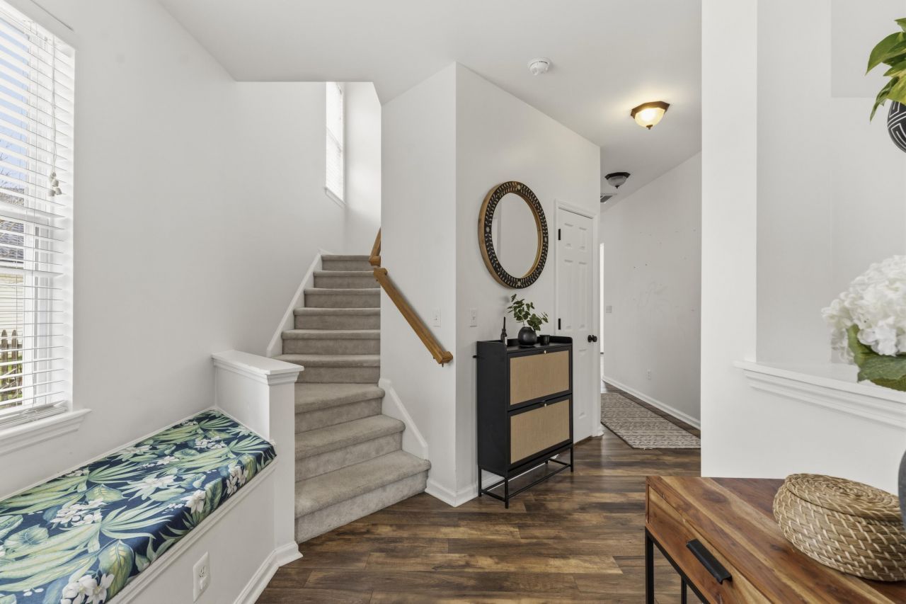 1716 Alan Brooke Drive Photo 7