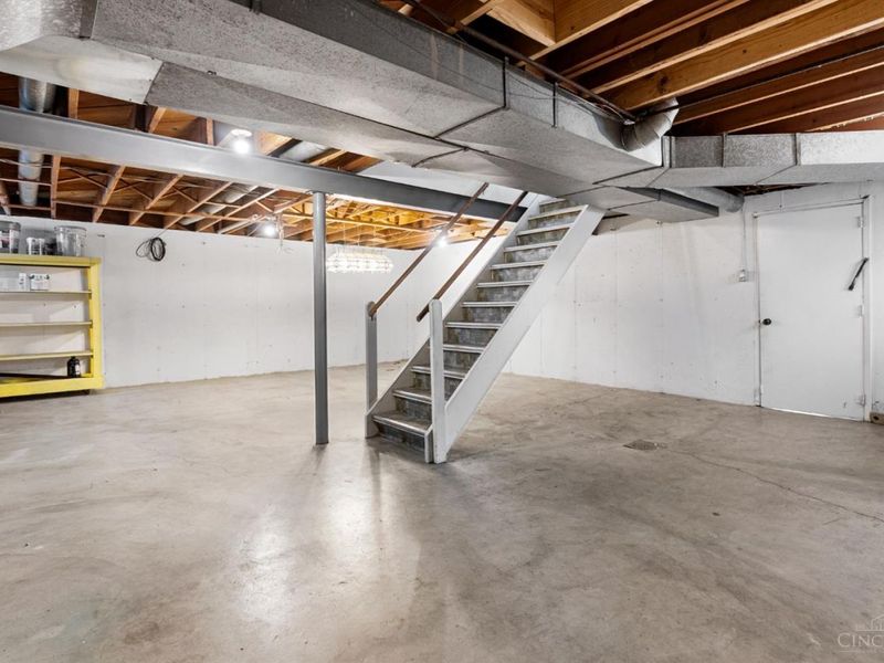 5448 Robert Avenue, Green Township, OH 45248 Photo 25