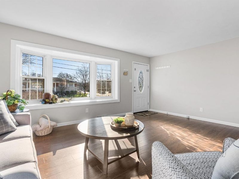 5448 Robert Avenue, Green Township, OH 45248 Photo 9