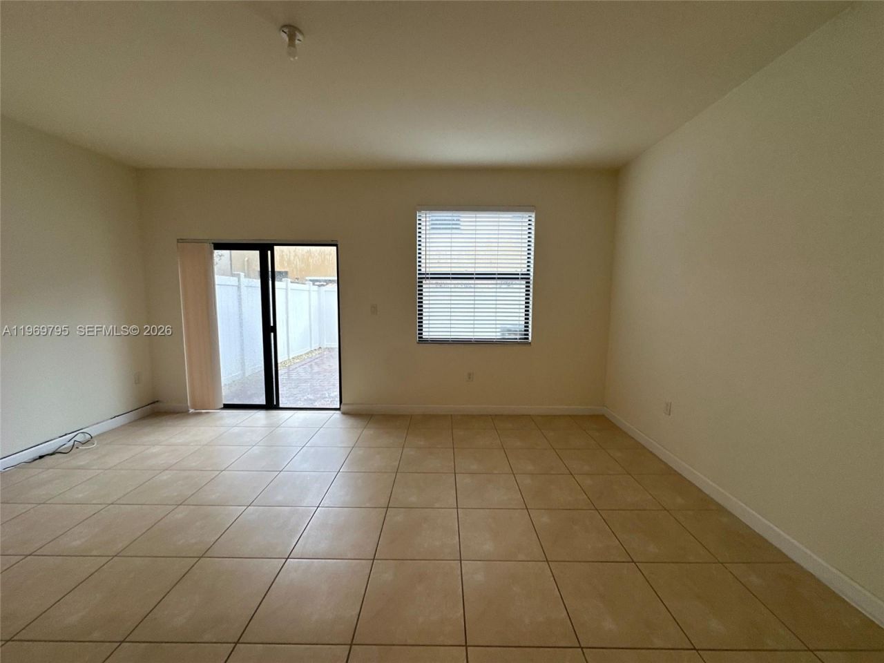 9374 W 32nd Ln, Hialeah, FL 33018 Photo