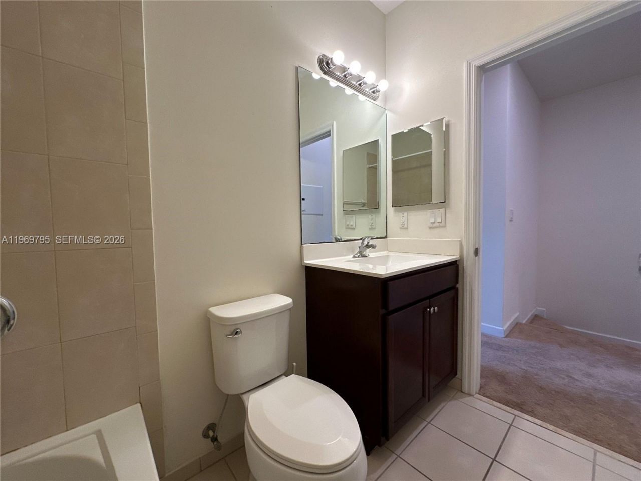 9374 W 32nd Ln, Hialeah, FL 33018 Photo