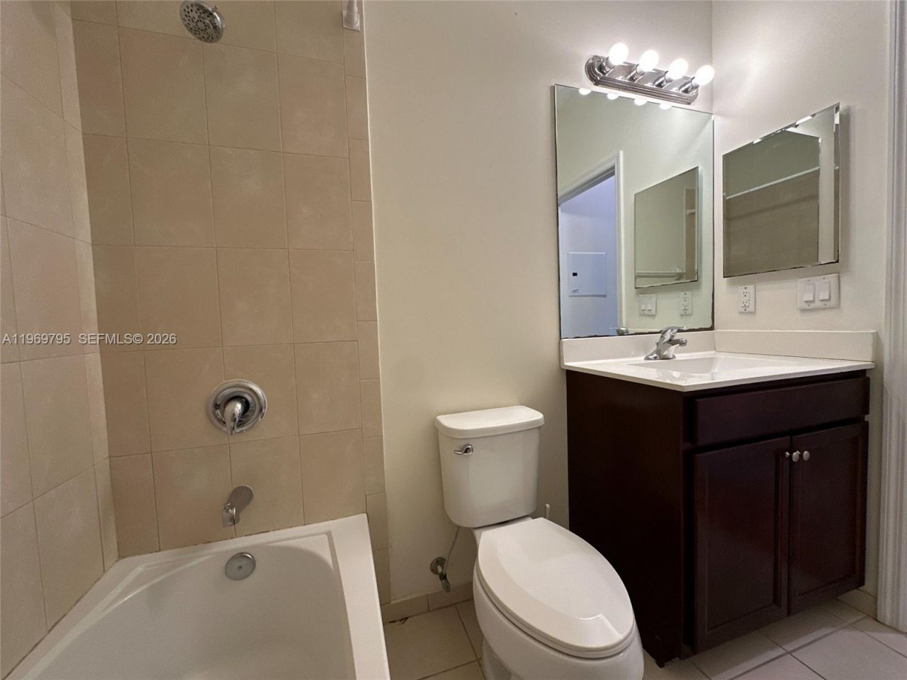 9374 W 32nd Ln, Hialeah, FL 33018 Photo