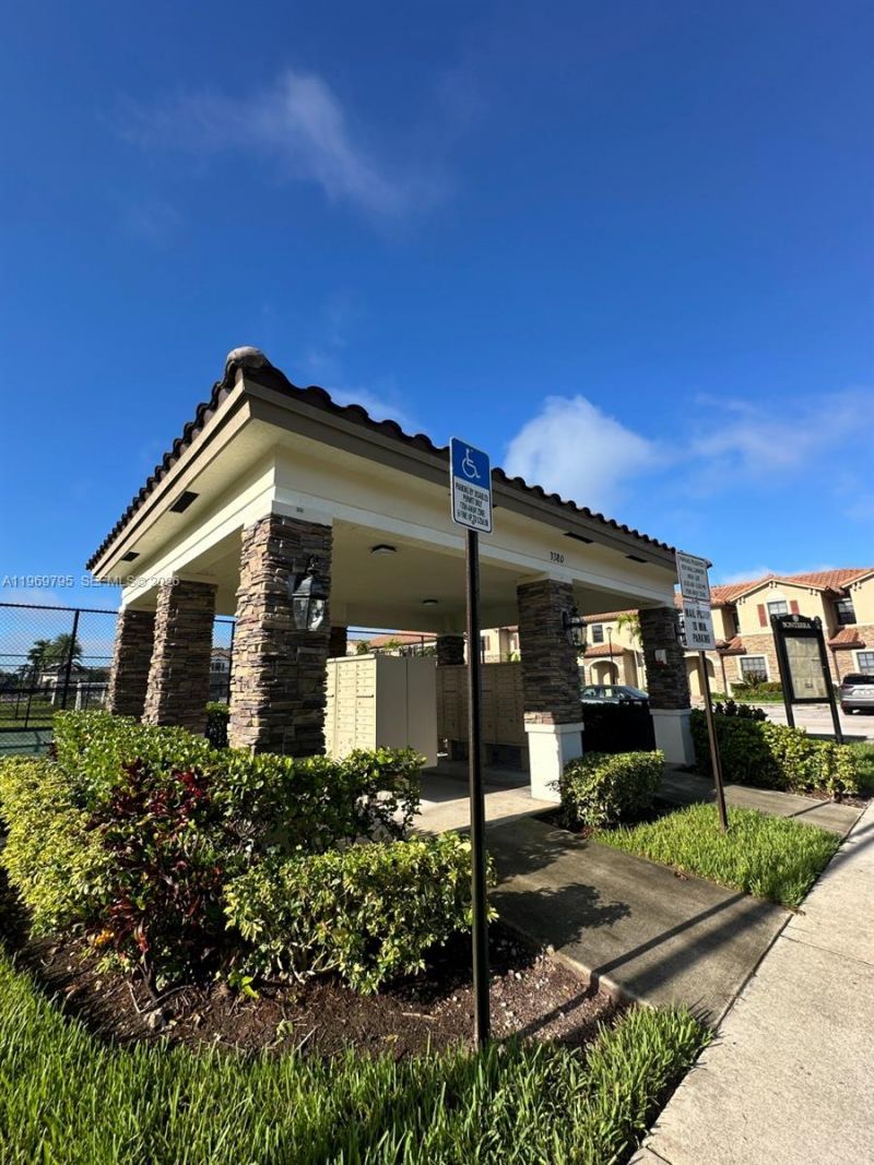 9374 W 32nd Ln, Hialeah, FL 33018 Photo