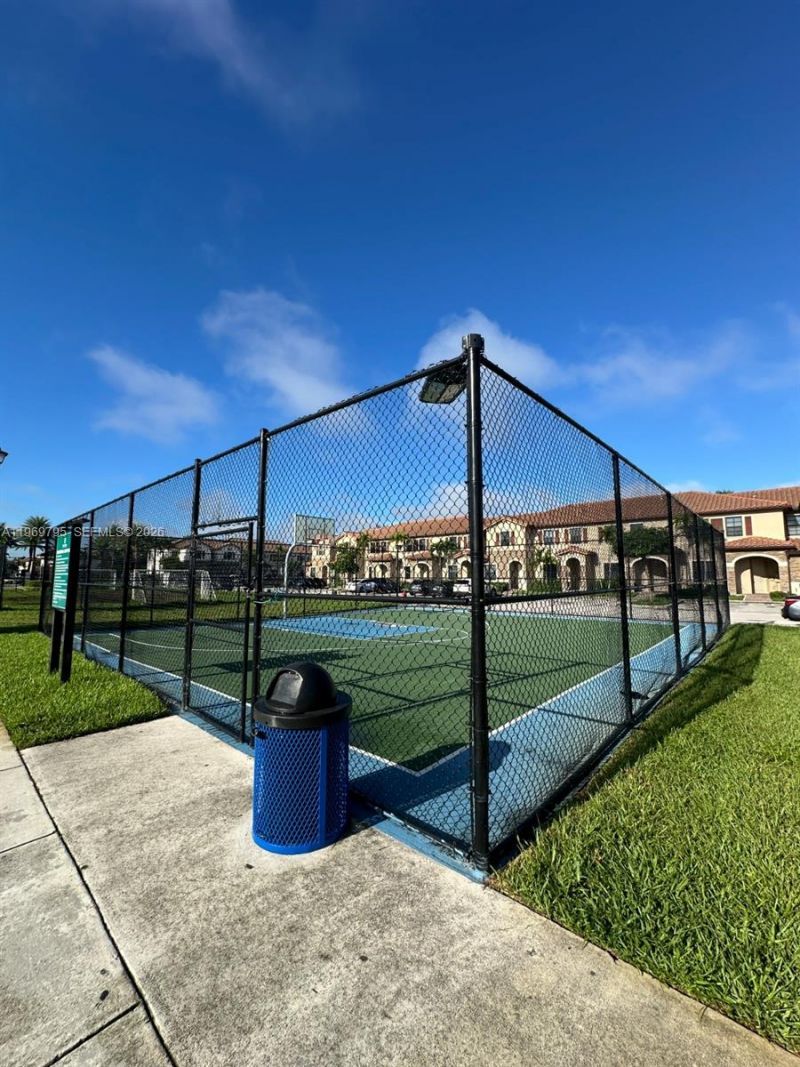 9374 W 32nd Ln, Hialeah, FL 33018 Photo