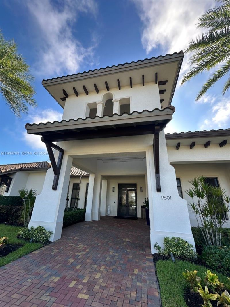 9374 W 32nd Ln, Hialeah, FL 33018 Photo