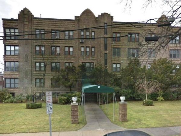 29 Woodmere Boulevard, Unit 2B, Woodmere, NY 11598