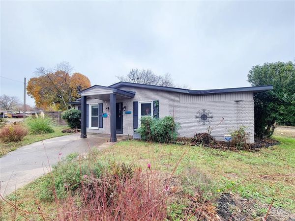 2130 Dunloe Avenue, Dallas, TX 75228