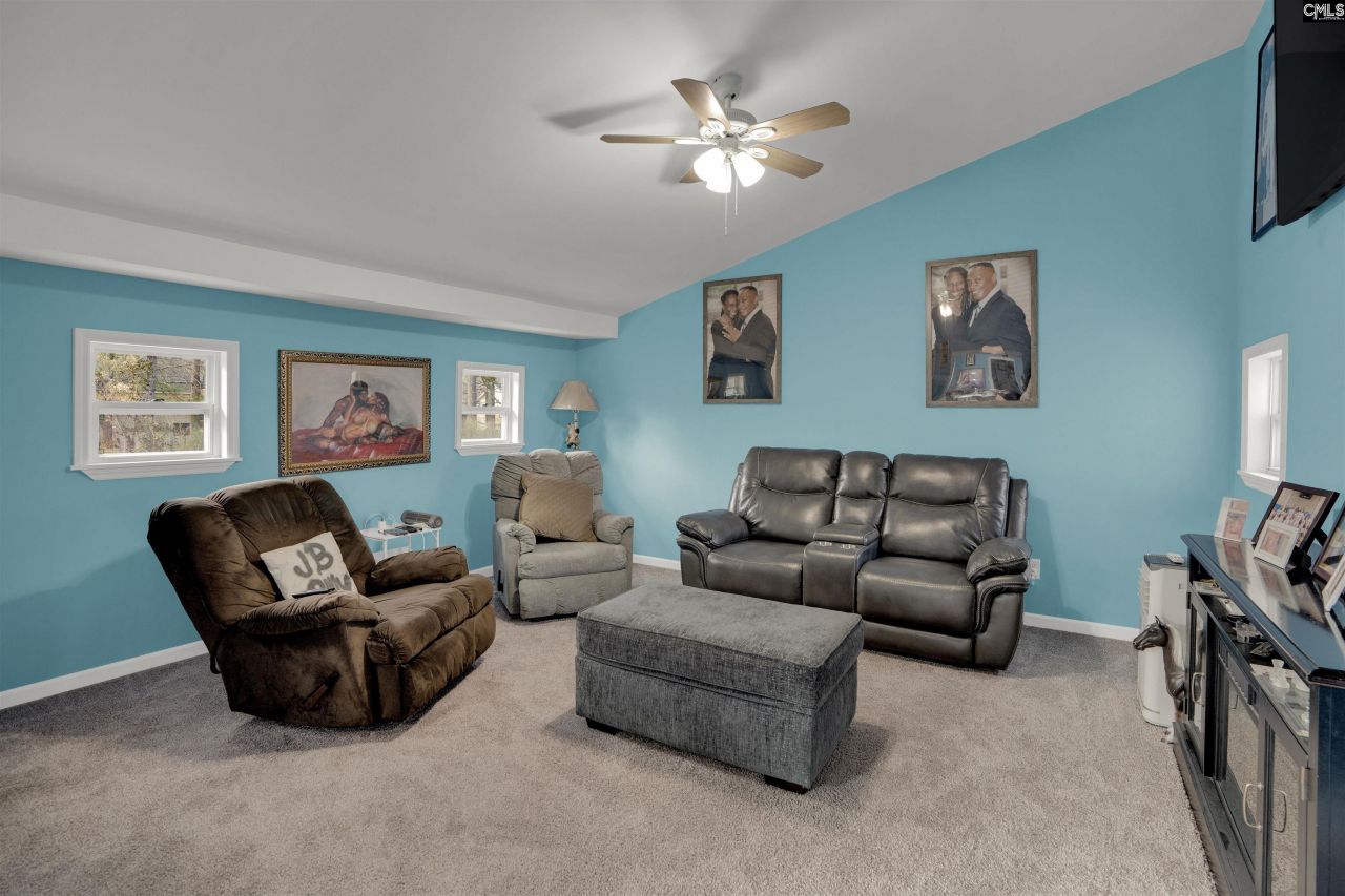 5 Cornerstone Way Photo 4