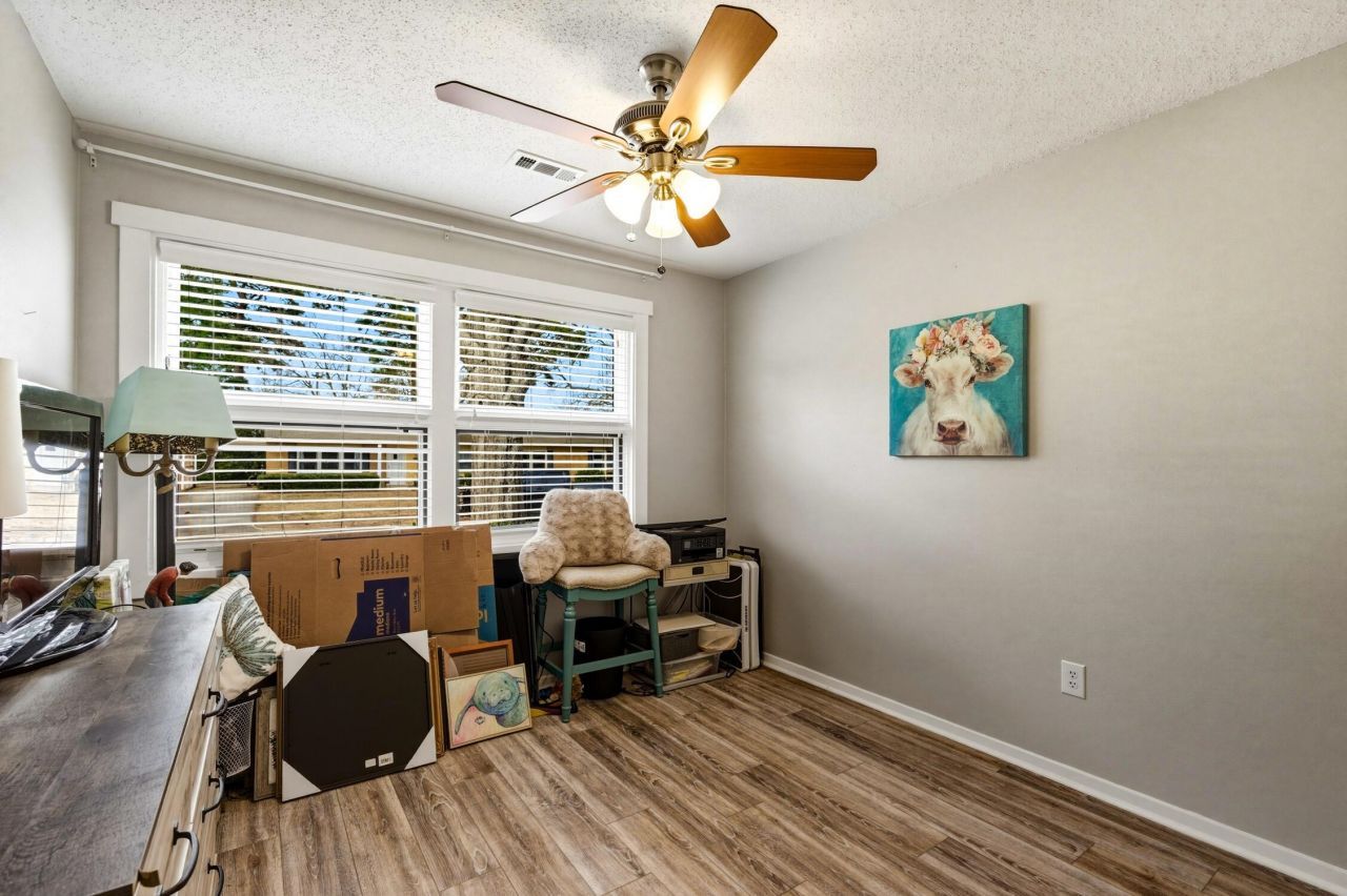 3639 Cactus St. Photo 19