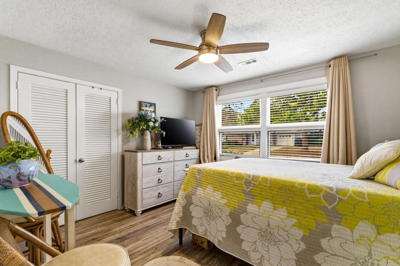 3639 Cactus St. Photo 21