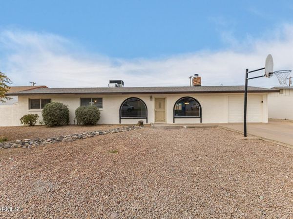 328 E MONTE Way, Phoenix, AZ 85042