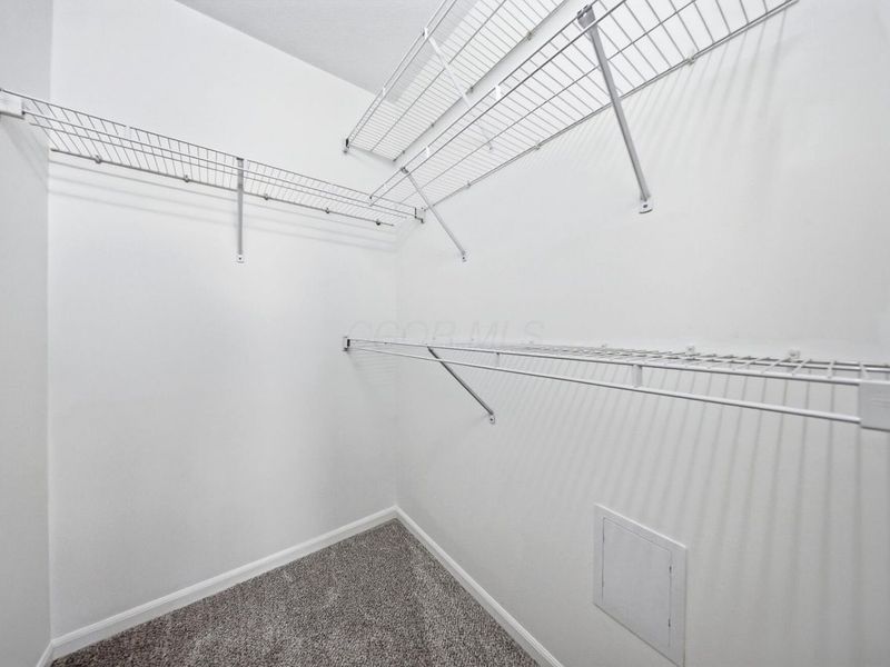 247 Oxford Oak Drive, Blacklick, OH 43004 Photo 14