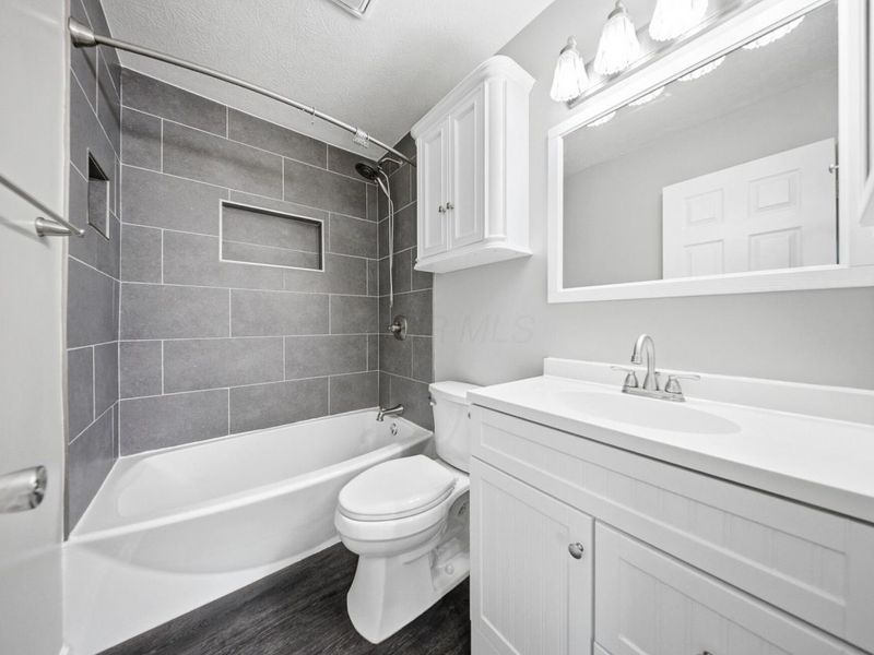 247 Oxford Oak Drive, Blacklick, OH 43004 Photo 19